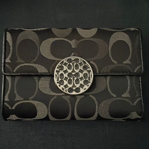 Coach wallet trifold